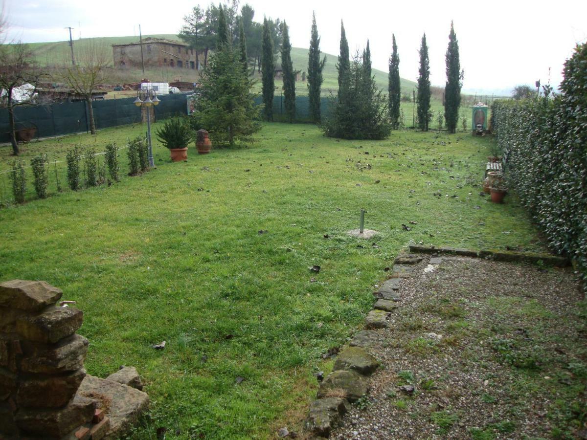 Agriturismo Podere Molino Peccioli Екстер'єр фото